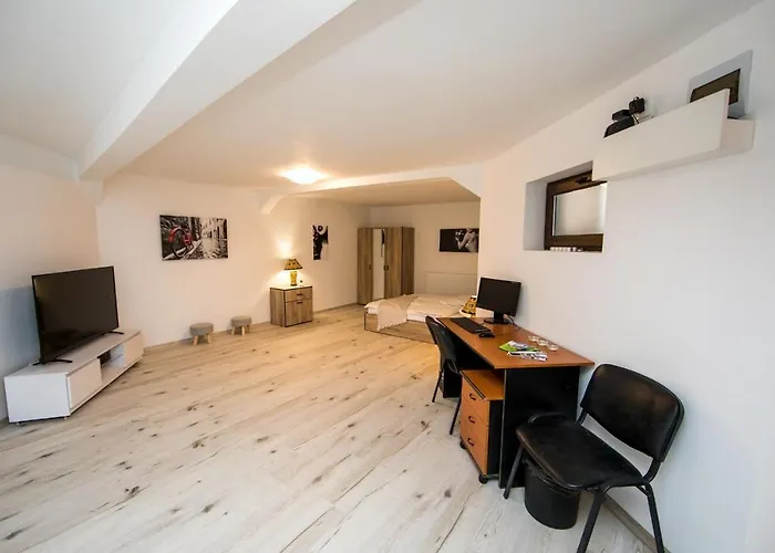 Casa De Oaspeti Cbk